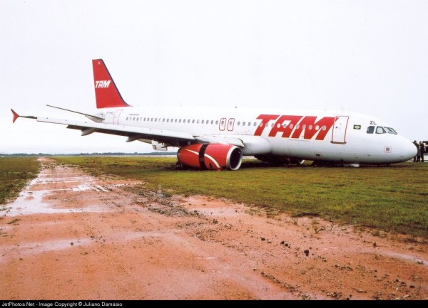 aviao_caindo