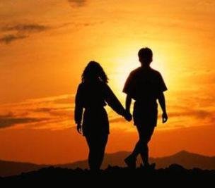 Casal_em_por_do_sol
