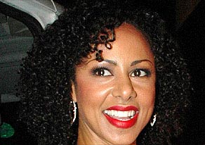 ex-globeleza_ValeriaValenssa